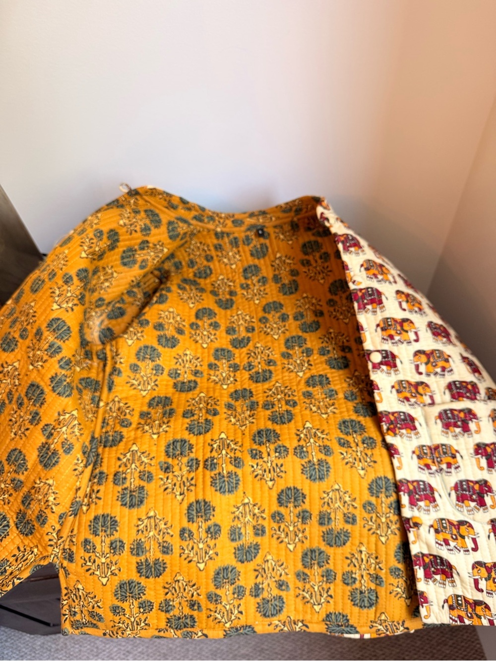 Women’s Elephant Print Button-Up Jacket - Picture 6 of 8